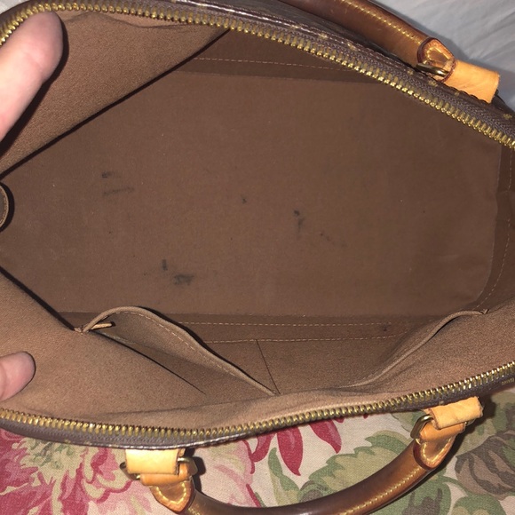 LOUIS VUITTON Alma MM Messenger Top Handle Bag Logo $1810 Authentic Receipt - Picture 14 of 16